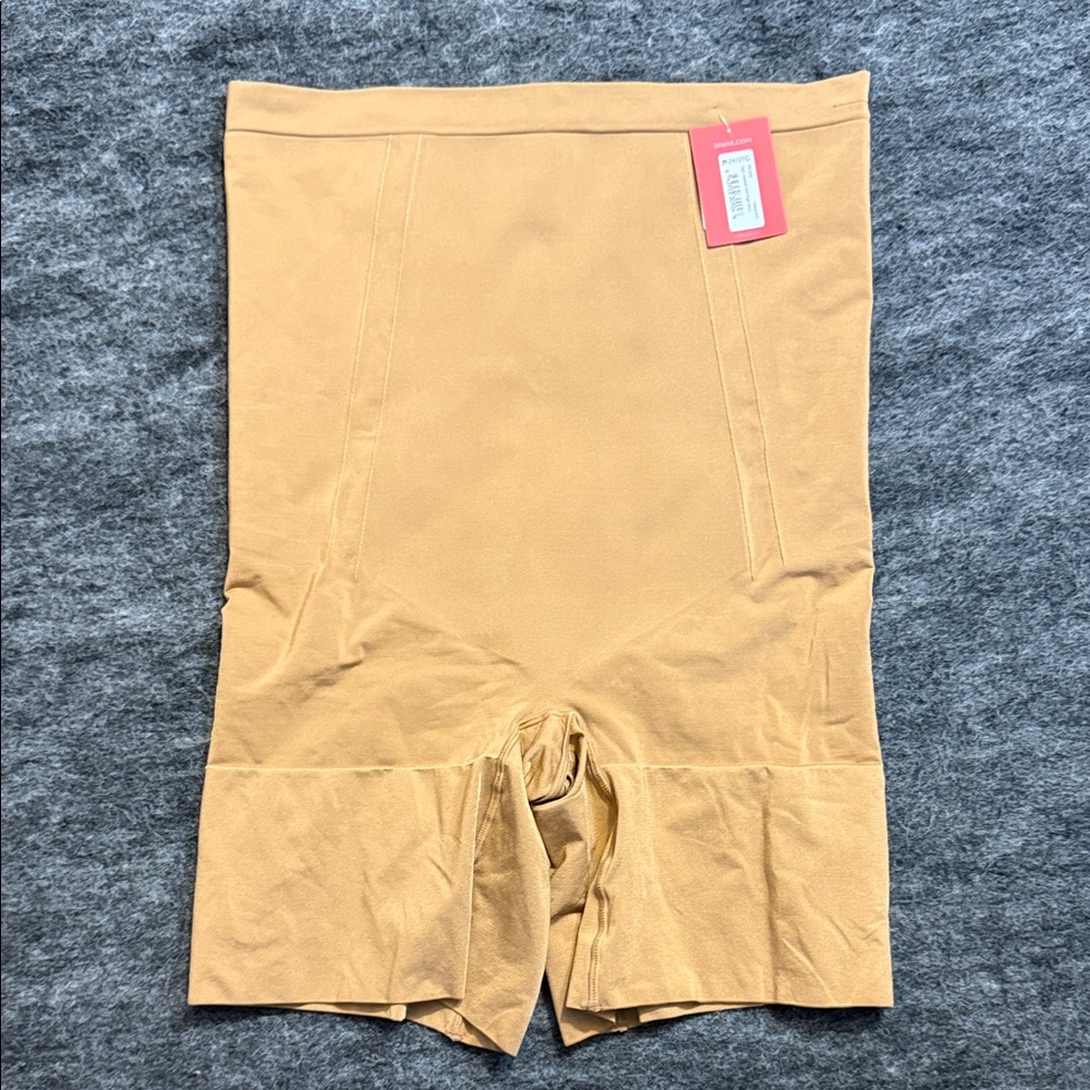 SPANX Women's Tan Bike Shorts size 2X